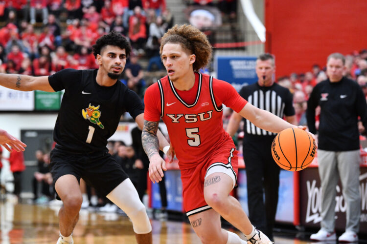 A cross-country journey: From California to Youngstown, YSU’s Thompson has grown on and off the court